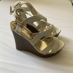 Guess wedges size 6
